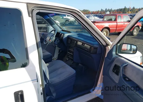 1993 Plymouth Grand Voyager Se из США, поврежденный, VIN 1P4GH44RXPX514314
